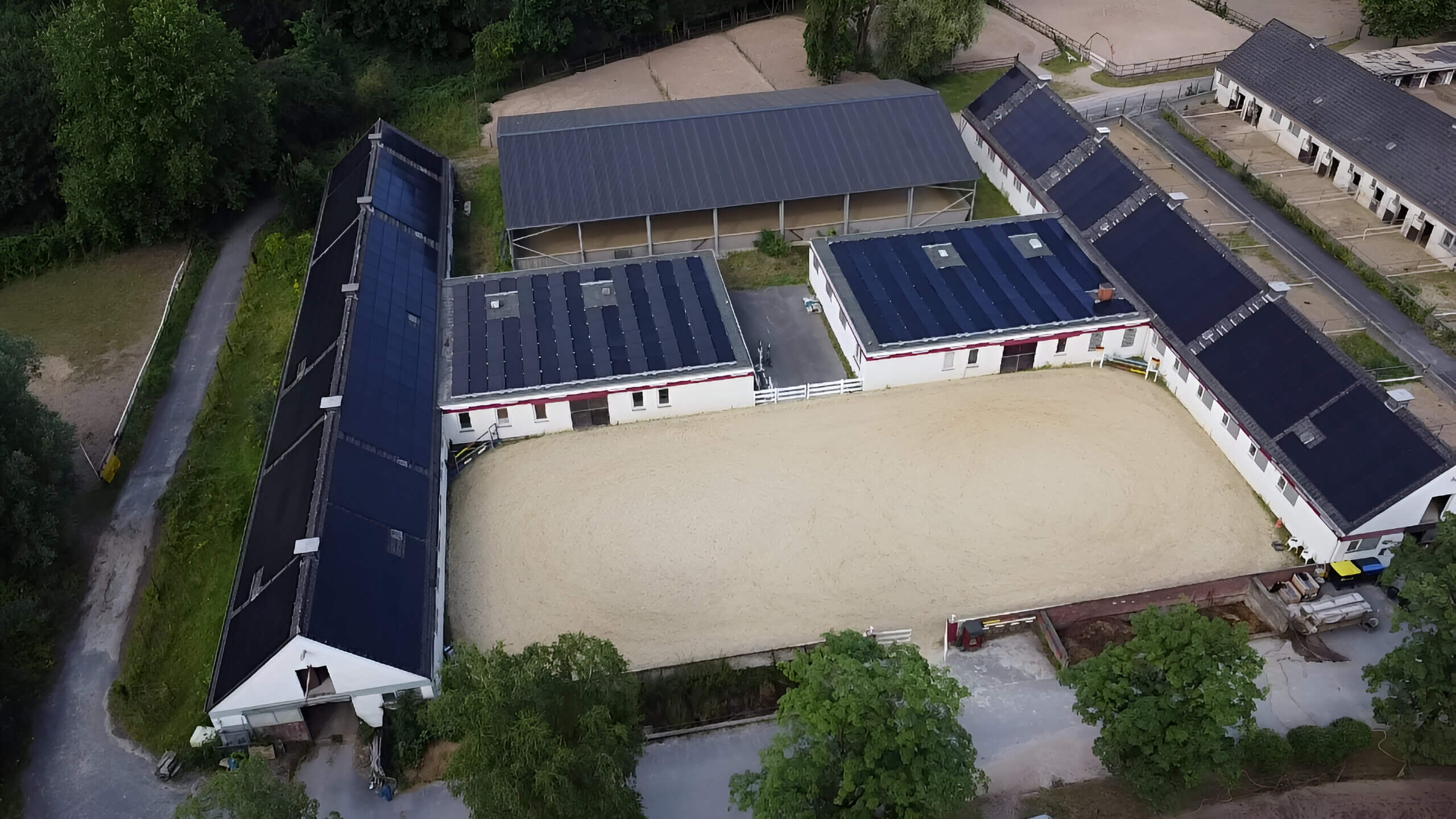 Moderne Solaranlage auf einem Einfamilienhaus
